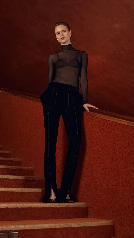 Weekend Bargains to Enjoy LE CASHE-CASHE EDIT  CARGO PANTS IN VELVET