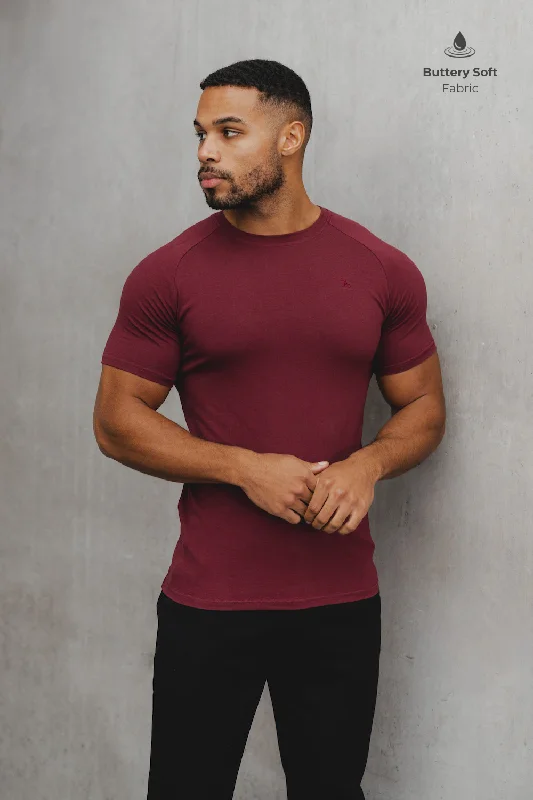 Premium Muscle Fit T-Shirt in Burgundy