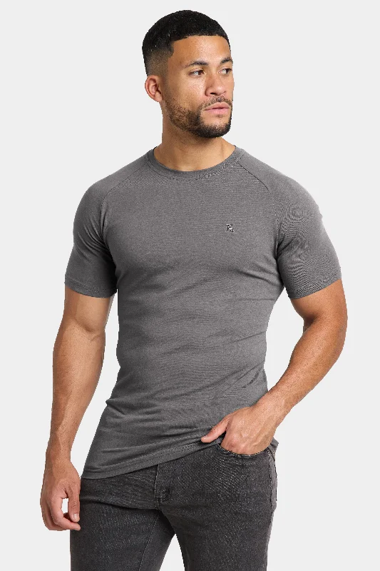 Premium Muscle Fit T-shirt in Charcoal